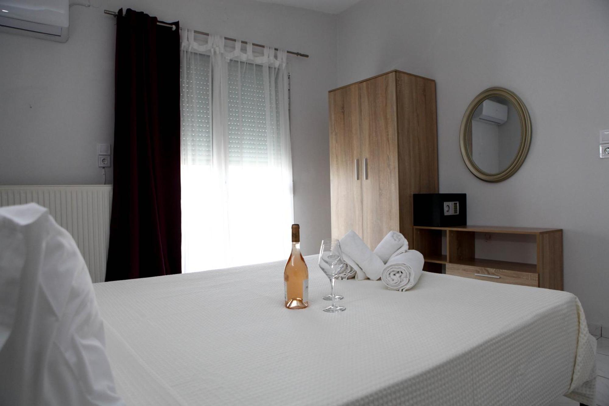 Nicole Fresh Apartments Keramoti  Ngoại thất bức ảnh